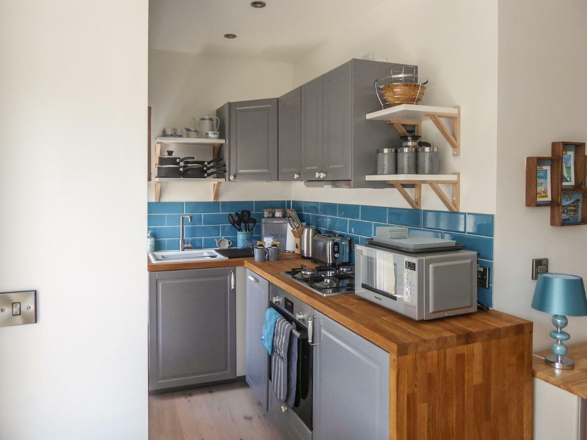 Harbour View Apartment Лоо Екстер'єр фото